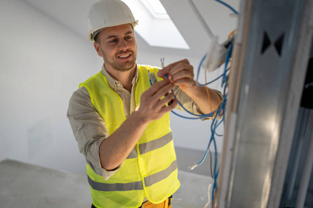 Professional Electrician in Edgewood, IN