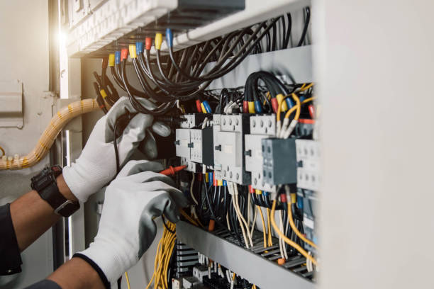 Best Emergency Electrical Repair  in Edgewood, IN